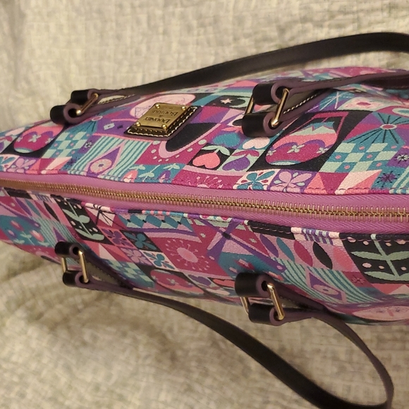 Dooney & Bourke - Disney It's a Small World - Shoulder Bag - Picture 4 of 16